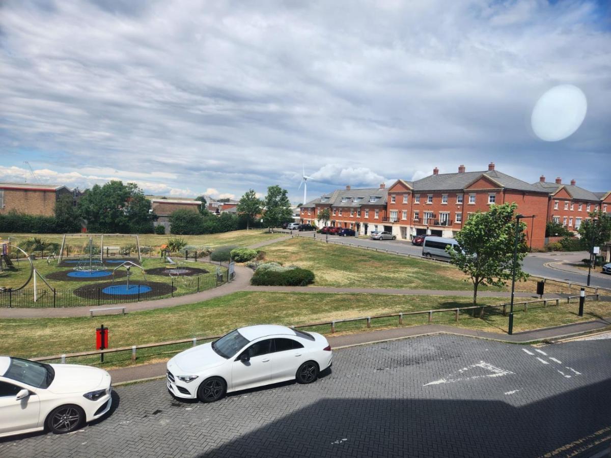 2Sweetzhome Erith Екстер'єр фото