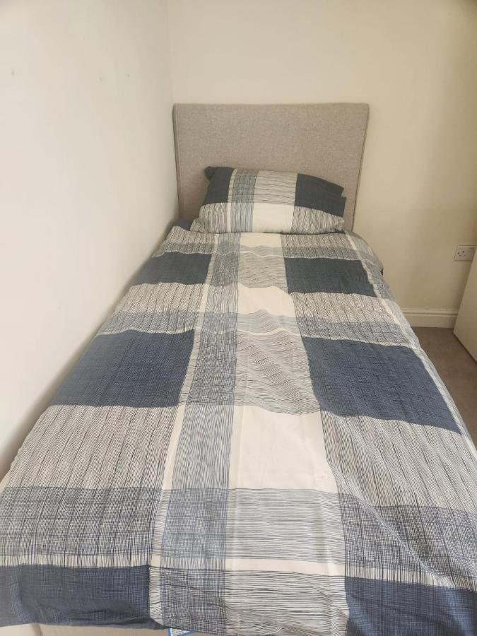 2Sweetzhome Erith Екстер'єр фото